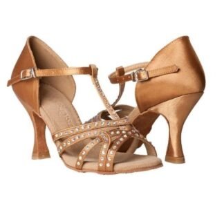 ballroom-xoroi-gynaikeia-papoytsia-latin-xoroy-stras-eptaponto