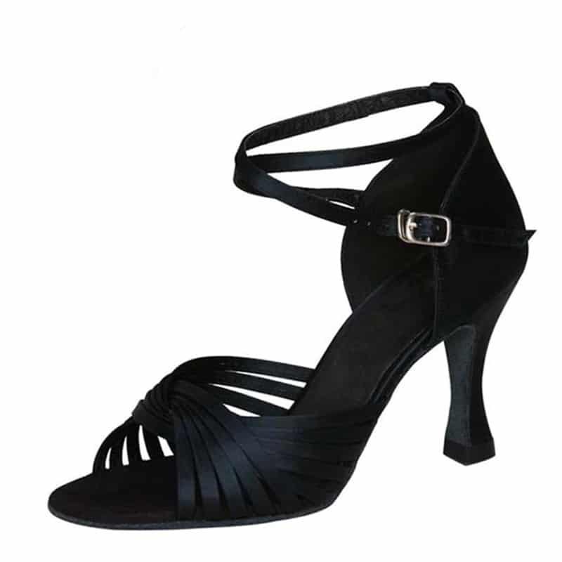 ballroom-xoroi-papoutsia-xorou-gynaikeia-papoytsia-xoroy-latin-7-takoyni-mayro-kompo-strifto