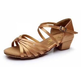 ballroom-xoroi-paidika-papoytsia-xoroy-latin-kompo-mpez