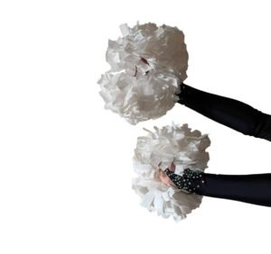 pom-pom-cheerleader-cheerleading-mazoretes-leyko