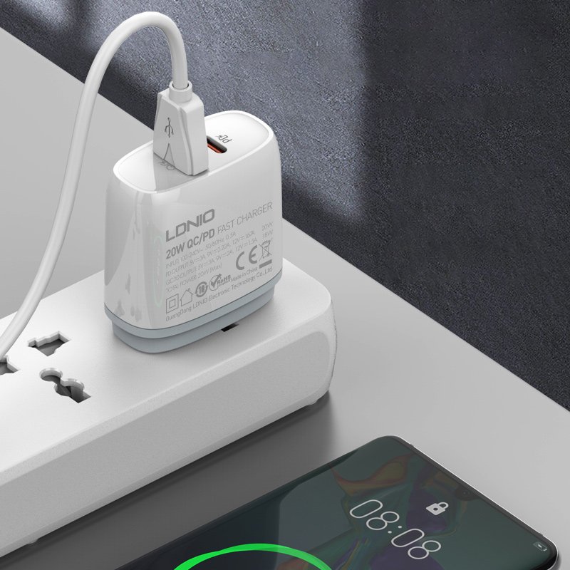 LDNIO φορτιστής τοίχου Q229 με καλώδιο, USB & USB-C, 20W PD, λευκός 5786 - Image 2
