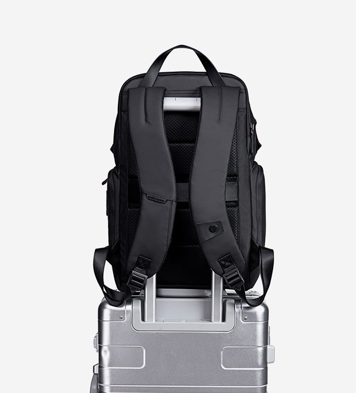 ARCTIC HUNTER τσάντα πλάτης με θήκη laptop 15.6", 20L, USB, μαύρη 5015 - Image 10
